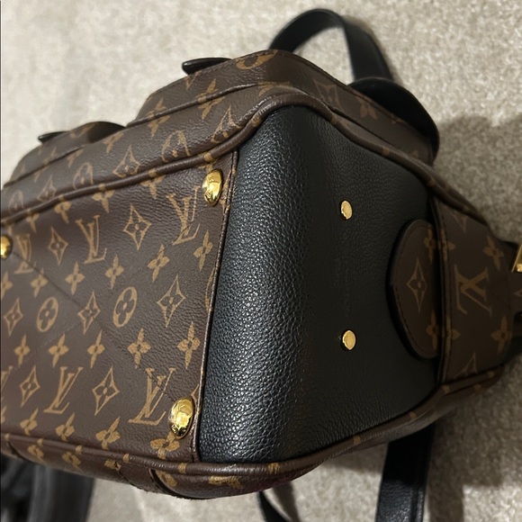 Louis Vuitton Manhattan MM monogram with black leather - Picture 9 of 11